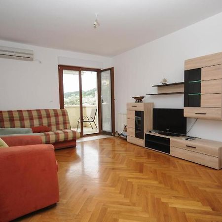 Apartment Jana Petrovac Luaran gambar