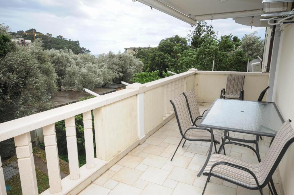 Apartment Jana Petrovac Luaran gambar